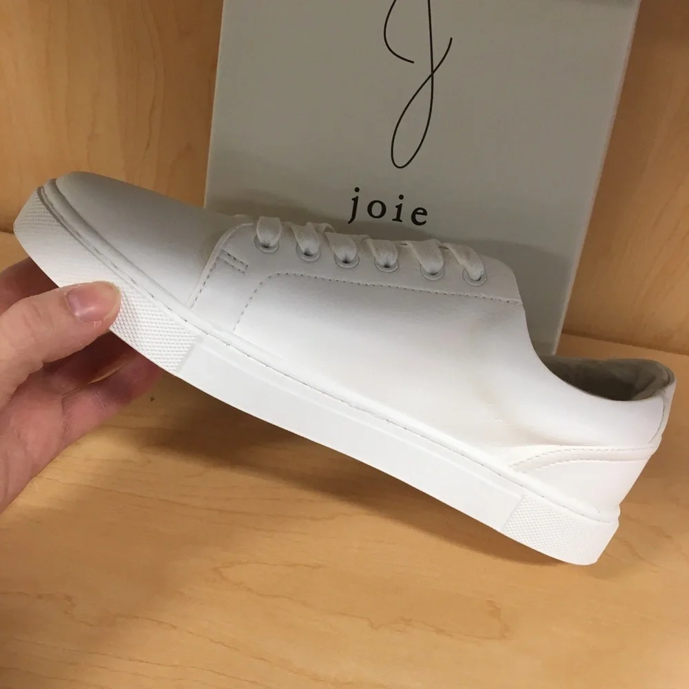 - Joie White Low top Womens Sneaker 👟 - Picture 3 of 8